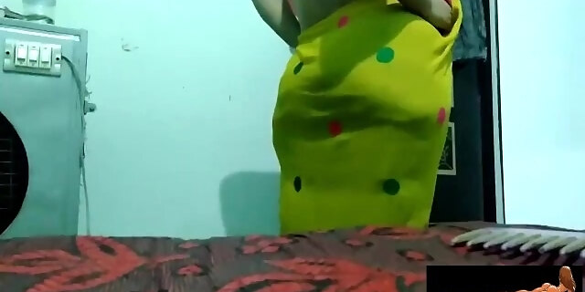big ass,big tits,boobs,butt,horny,indian,masturbating,nude,reality,solo,teen,webcam,young